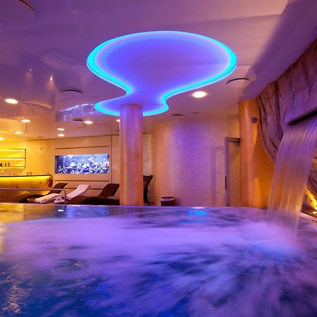 Hotel Ambiente Wellness & Spa Karlowe Wary Zewnętrze zdjęcie