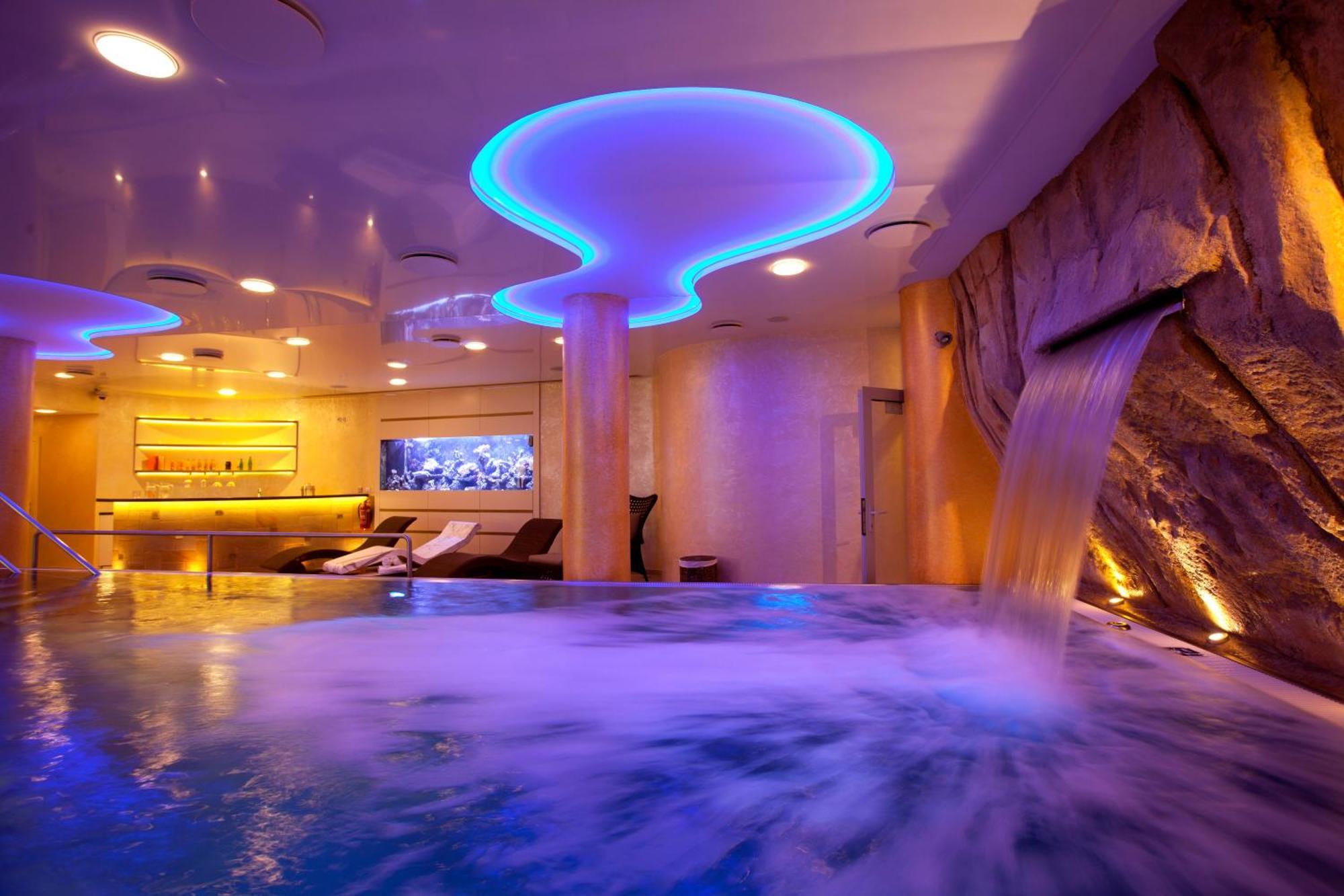 Hotel Ambiente Wellness & Spa Karlowe Wary Zewnętrze zdjęcie