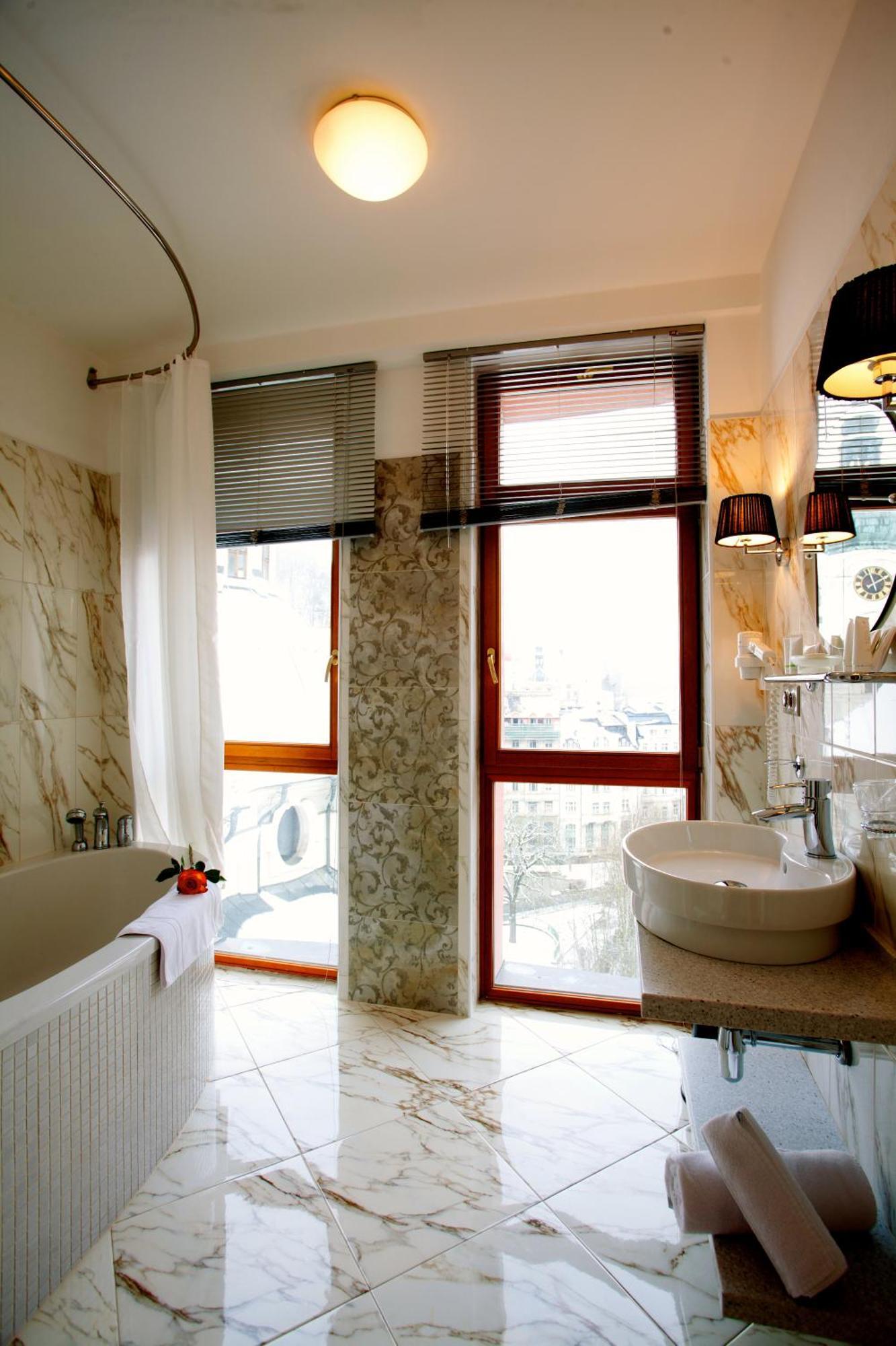 Hotel Ambiente Wellness & Spa Karlowe Wary Zewnętrze zdjęcie