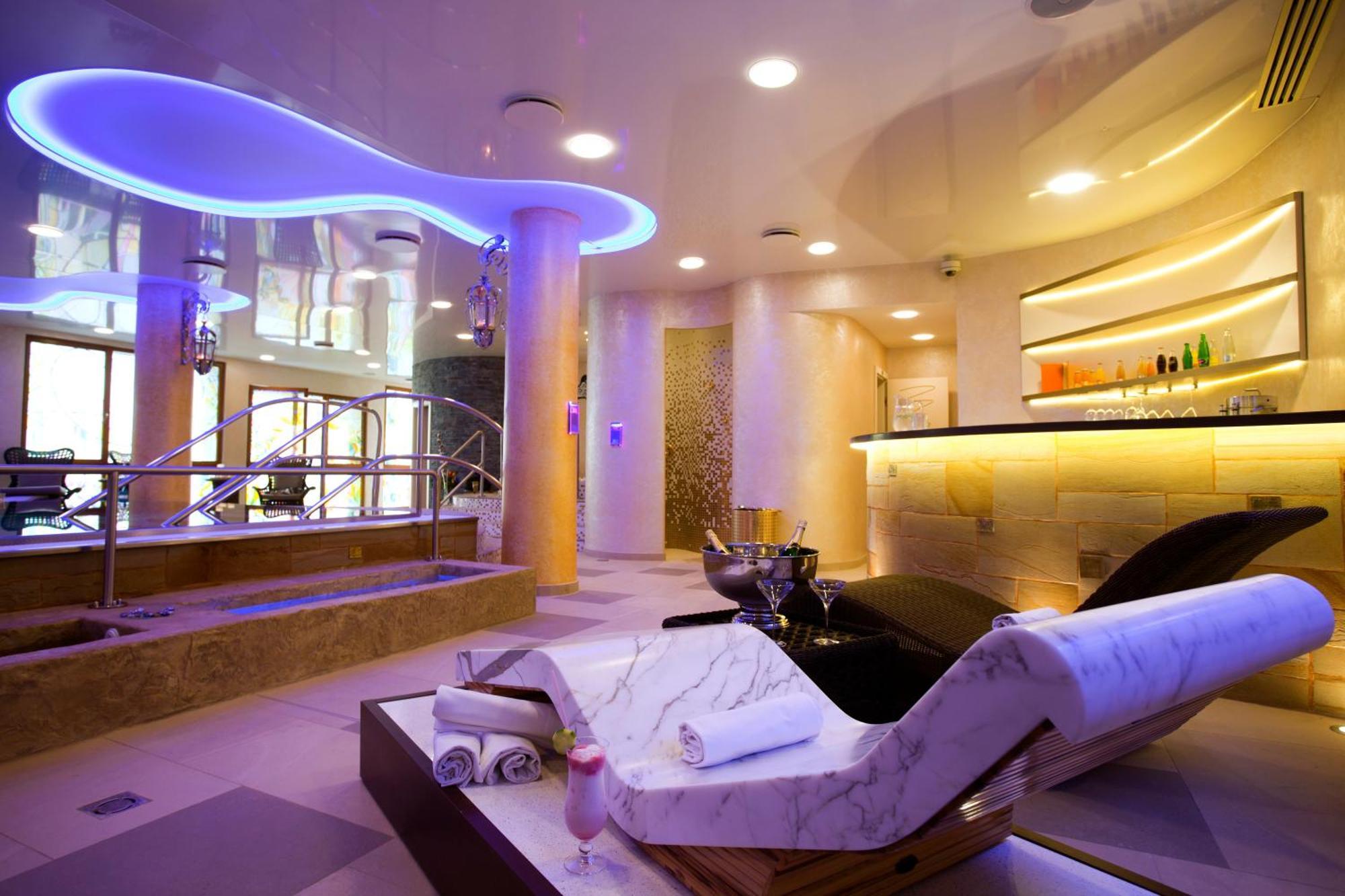 Hotel Ambiente Wellness & Spa Karlowe Wary Zewnętrze zdjęcie