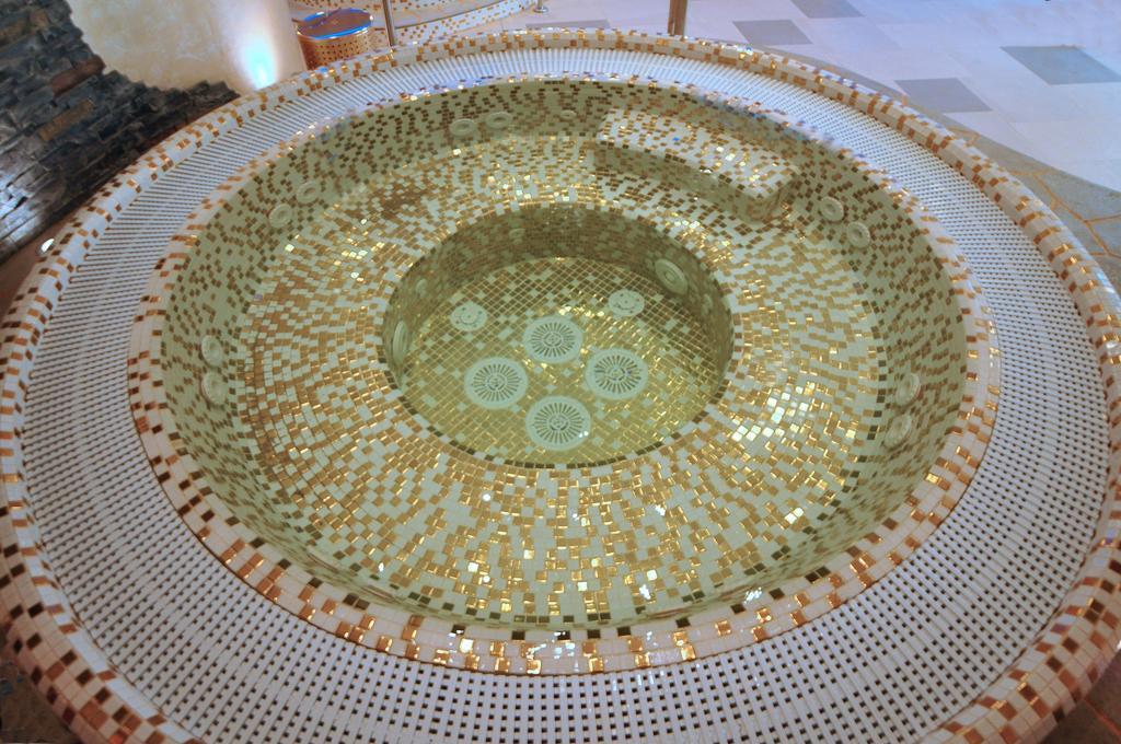 Hotel Ambiente Wellness & Spa Karlowe Wary Zewnętrze zdjęcie